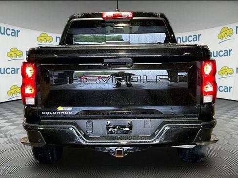 Used 2023 Chevrolet Colorado Trail Boss w/ Technology Package AWD/4WD image 4