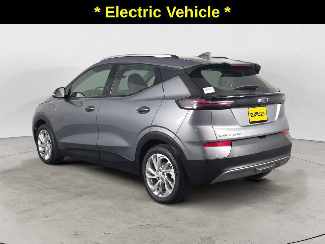 Certified 2023 Chevrolet Bolt EUV LT w/ Driver Confidence Package FWD image 7