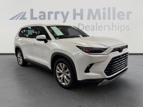 Certified 2026 Toyota Grand Highlander AWD image 7