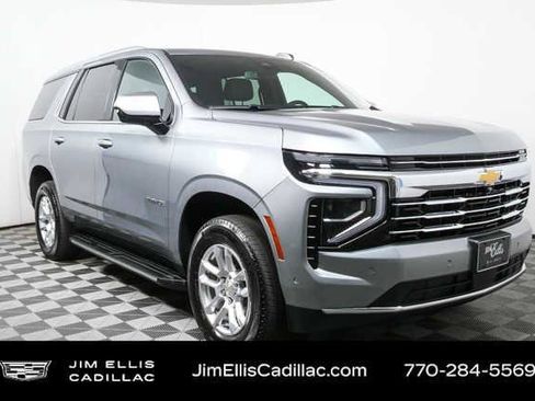 Used 2025 Chevrolet Tahoe LT AWD/4WD image 1
