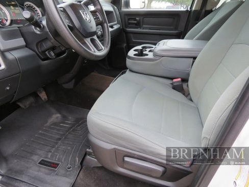 Used 2016 RAM 2500 Tradesman w/ Chrome Appearance Group image 14