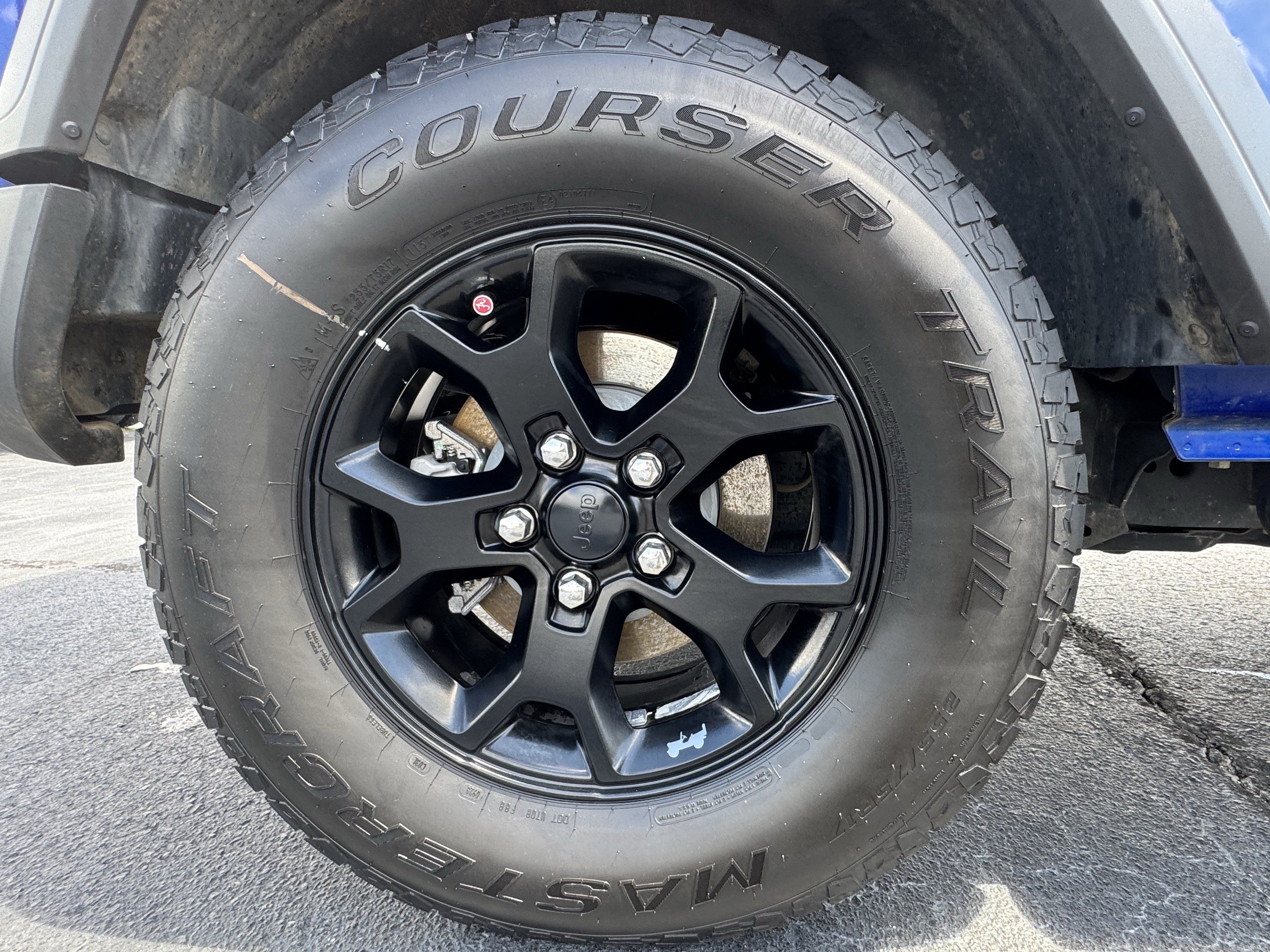 Used 2020 Jeep Wrangler Sport AWD/4WD image 18