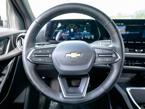 Certified 2026 Chevrolet Equinox LT w/ LPO, Floor Liner Package FWD image 10