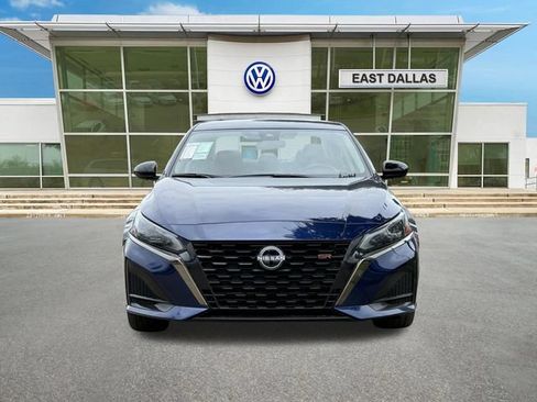 Used 2024 Nissan Altima 2.5 SR FWD image 6