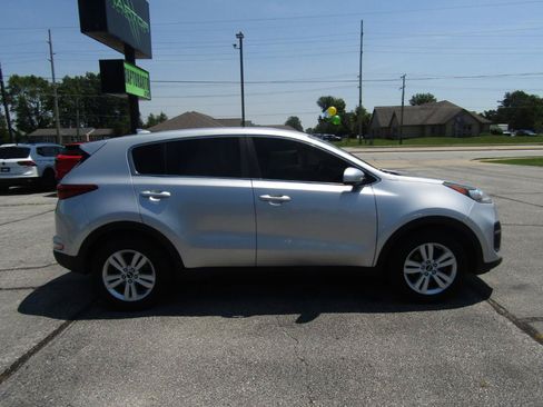 Used 2017 Kia Sportage LX FWD image 9