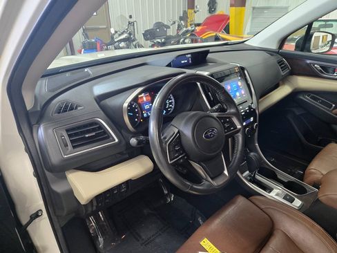 Used 2020 Subaru Ascent Touring AWD/4WD image 13