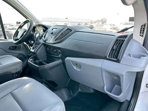 Used 2018 Ford Transit 250 130 Low Roof image 29