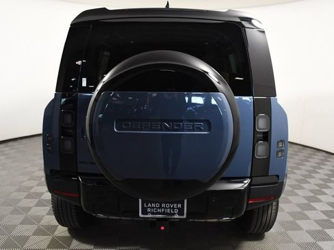 New 2026 Land Rover Defender 110 S AWD/4WD image 5