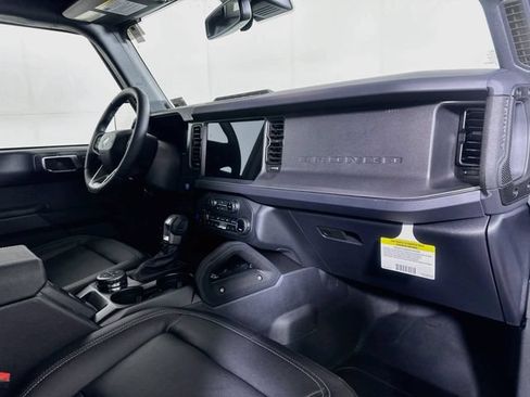 Used 2025 Ford Bronco Badlands w/ Sasquatch Package AWD/4WD image 35