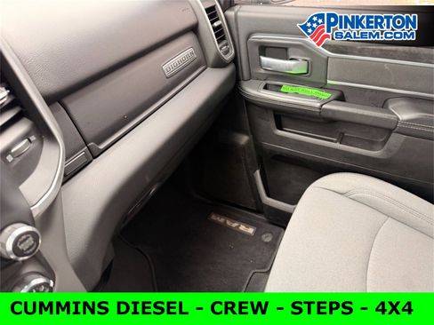 Used 2024 RAM 2500 Big Horn image 31