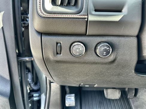 Certified 2020 GMC Canyon All Terrain w/ All Terrain X Package image 18