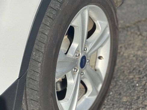 Used 2014 Ford Escape SE image 19