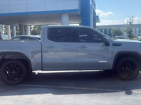 Used 2024 GMC Sierra 1500 Elevation AWD/4WD image 8