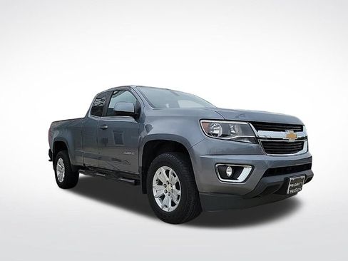 Used 2020 Chevrolet Colorado LT w/ LT Convenience Package AWD/4WD image 7