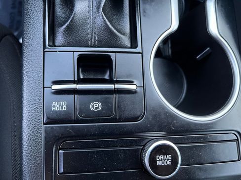 Used 2021 Kia K5 LXS image 32