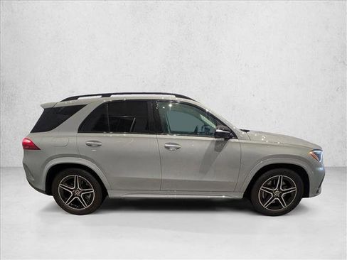 Used 2025 Mercedes-Benz GLE 350 4MATIC image 4