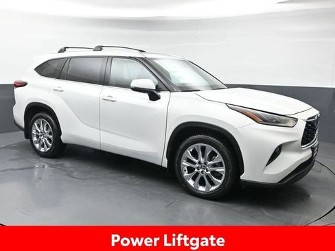 Used 2022 Toyota Highlander Limited AWD/4WD image 9