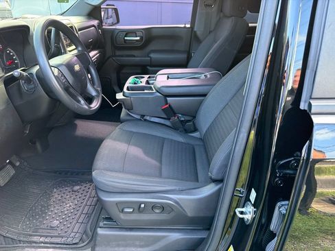 Used 2024 Chevrolet Silverado 1500 Custom RWD image 10