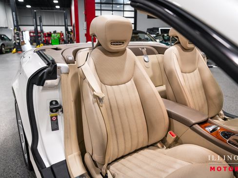 Used 2009 Mercedes-Benz SL 550 image 27