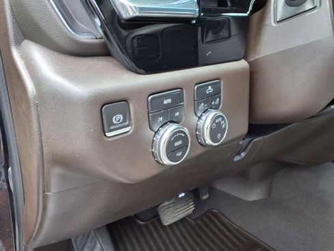 Used 2024 GMC Sierra 1500 SLE image 9