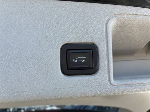 Used 2020 GMC Terrain Denali w/ Denali Premium Package image 14