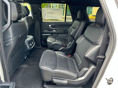 New 2026 Ford Expedition Max Platinum AWD/4WD image 15