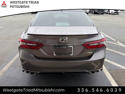 Used 2021 Toyota Camry XSE FWD image 5