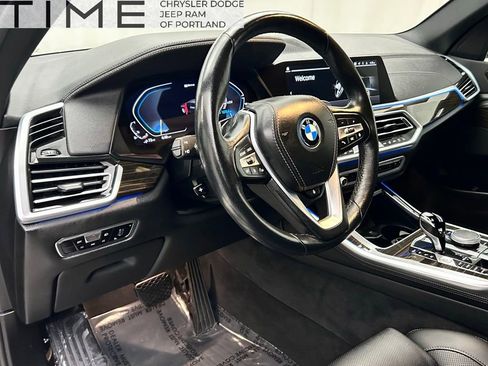 Used 2023 BMW X5 xDrive45e image 11