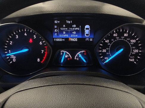 Used 2018 Ford Escape SE FWD image 23