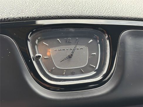 Used 2021 Chrysler 300 S RWD image 28