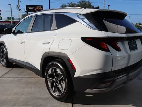 Used 2025 Hyundai Tucson SEL FWD image 6