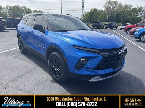 Used 2024 Chevrolet Blazer LT w/ Convenience Package FWD image 1