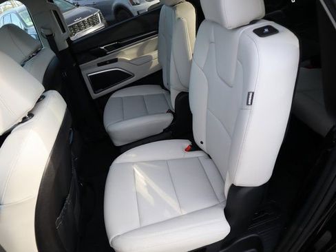 New 2025 Kia Telluride S image 15