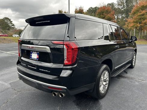 Used 2022 GMC Yukon XL Denali image 22