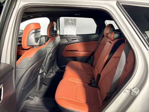 Used 2023 Kia Sportage SX image 21