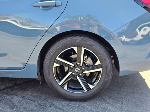 Used 2024 Nissan Sentra SV FWD image 9