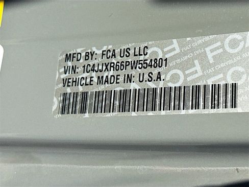 Used 2023 Jeep Wrangler Unlimited Rubicon 4xe w/ Steel Bumper Group image 36