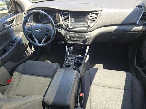 Used 2017 Hyundai Tucson Night AWD/4WD image 15
