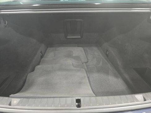 Used 2018 BMW 740i RWD image 13