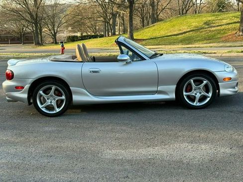Used 2002 MAZDA MX-5 Miata image 14