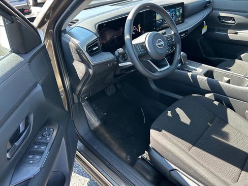 New 2026 Nissan Kicks S image 6