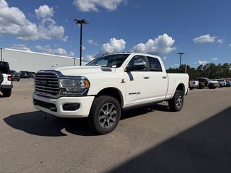 Used 2022 RAM 2500 Limited AWD/4WD video 1