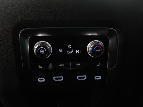 Used 2021 GMC Yukon XL Denali w/ Denali Ultimate Package image 24