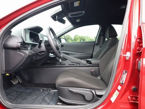 Used 2025 Hyundai Elantra Sport w/ Cargo Package image 13