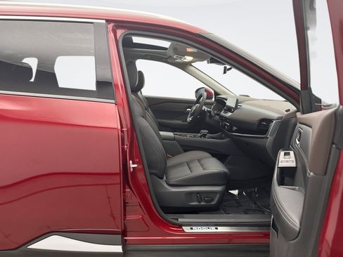 Used 2023 Nissan Rogue SL w/ SL Premium Package AWD/4WD image 18