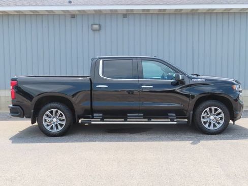 Used 2021 Chevrolet Silverado 1500 High Country w/ Safety Package II AWD/4WD image 2