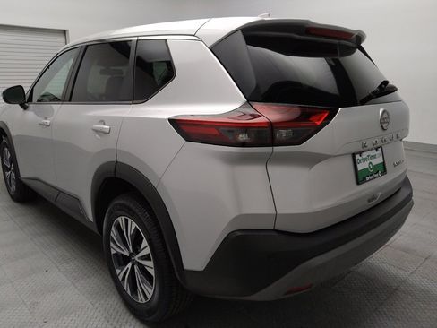 Used 2022 Nissan Rogue SV AWD/4WD image 5
