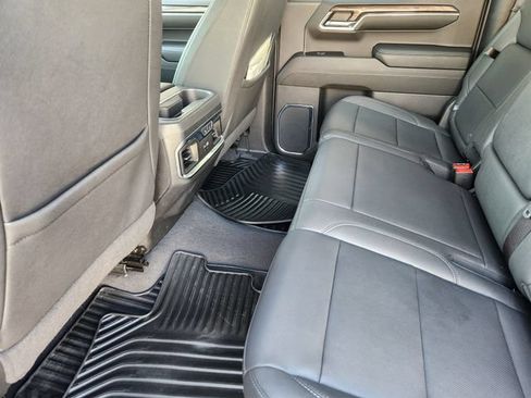 Used 2024 Chevrolet Silverado 1500 LTZ w/ LTZ Convenience Package II AWD/4WD image 30