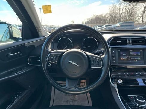 Used 2017 Jaguar XE Prestige image 20
