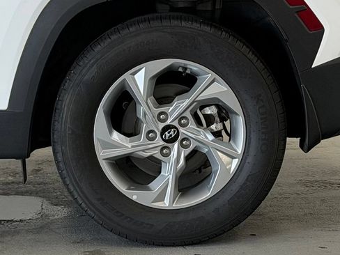 Used 2024 Hyundai Tucson SE FWD image 8